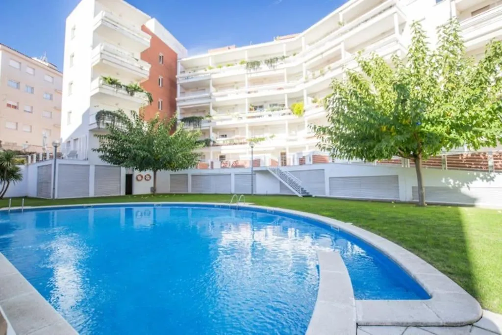 Precioso Apartamento Con Piscina Y Jardin Propio Lloret de Mar